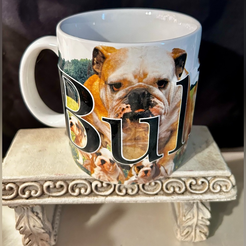 Americaware Bulldog mug. Large, 18oz